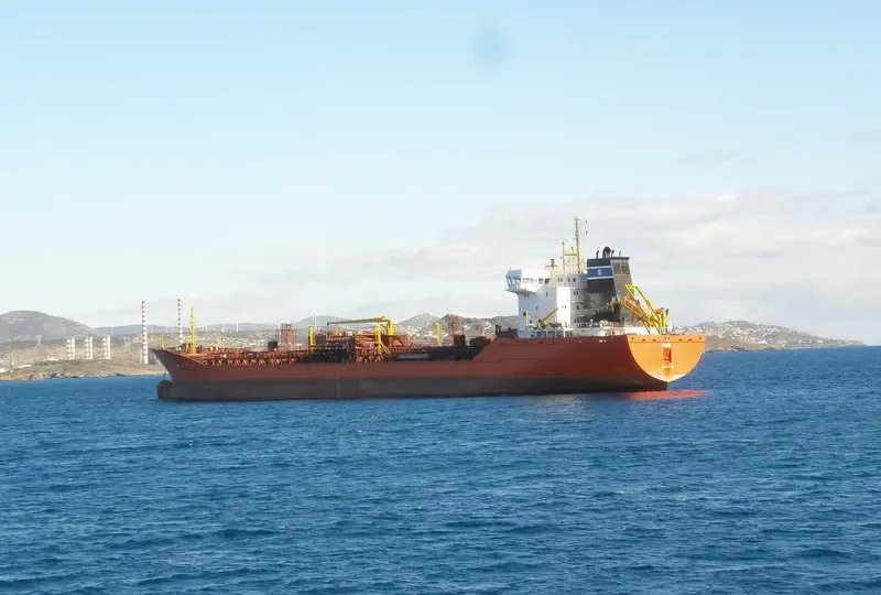 VALOR Tanker IMO 9226009 photo 5