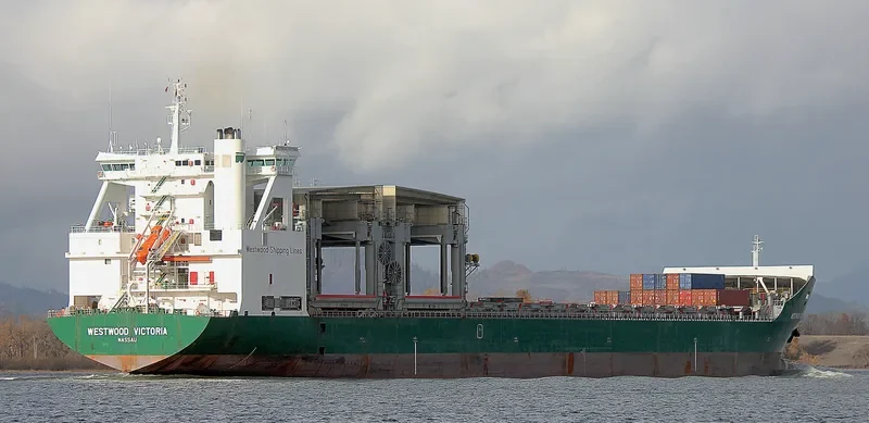 WESTWOOD VICTORIA Container Ship IMO 9226059 photo 3