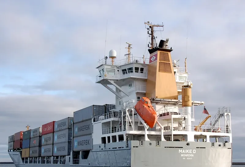 MAIKE D Container Ship IMO 9226372 photo 2
