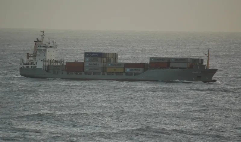MAIKE D Container Ship IMO 9226372 photo 4