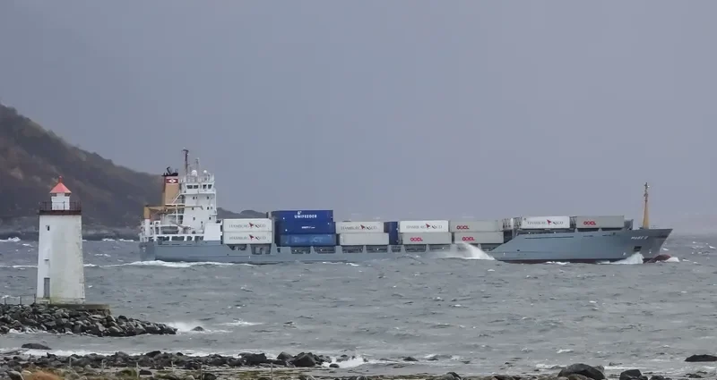 MAIKE D Container Ship IMO 9226372 photo 7