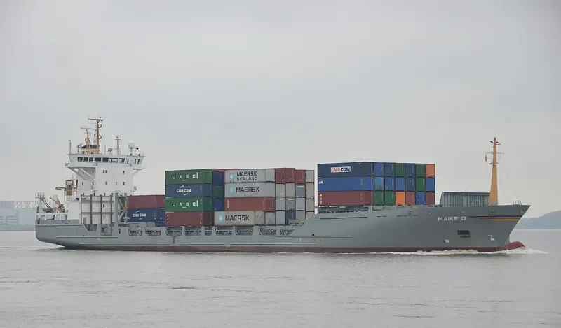 MAIKE D Container Ship IMO 9226372 photo 10