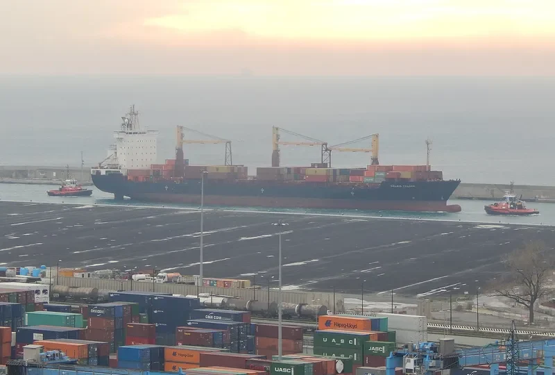 CALAIS TRADER Container Ship IMO 9226413 photo 2