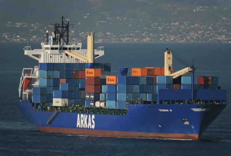 TEOMAN A Container Ship IMO 9226504 photo 8
