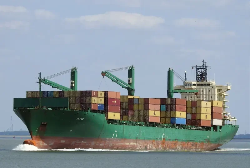 CINZIA A Container Ship IMO 9226516 photo 5