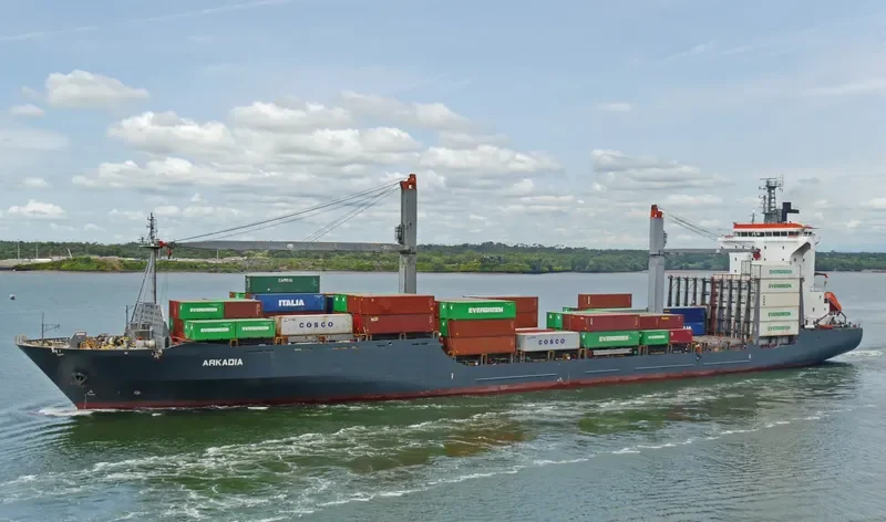 ARKADIA Container Ship IMO 9226815 photo 2