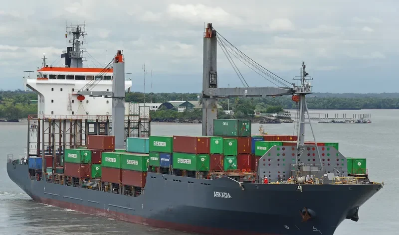 ARKADIA Container Ship IMO 9226815 photo 4