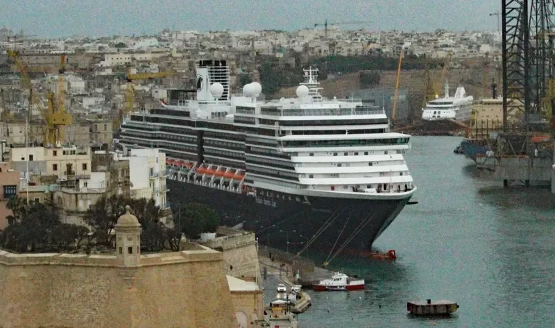 WESTERDAM Passenger Ship IMO 9226891 photo 7