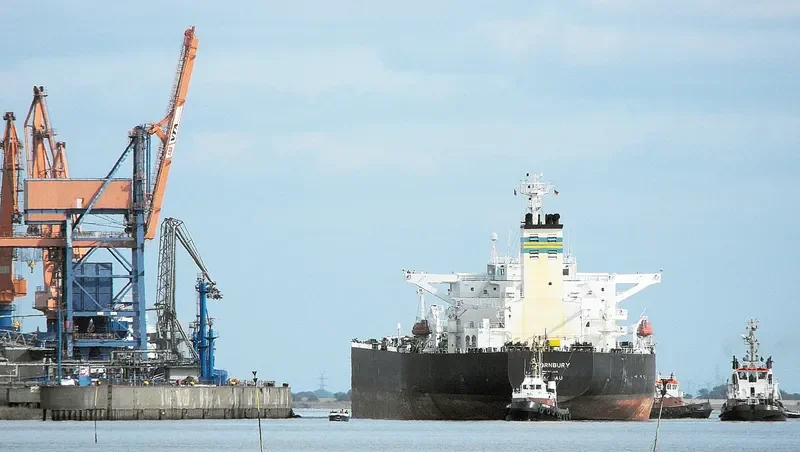 YOSELIN Tanker IMO 9226970 photo 8