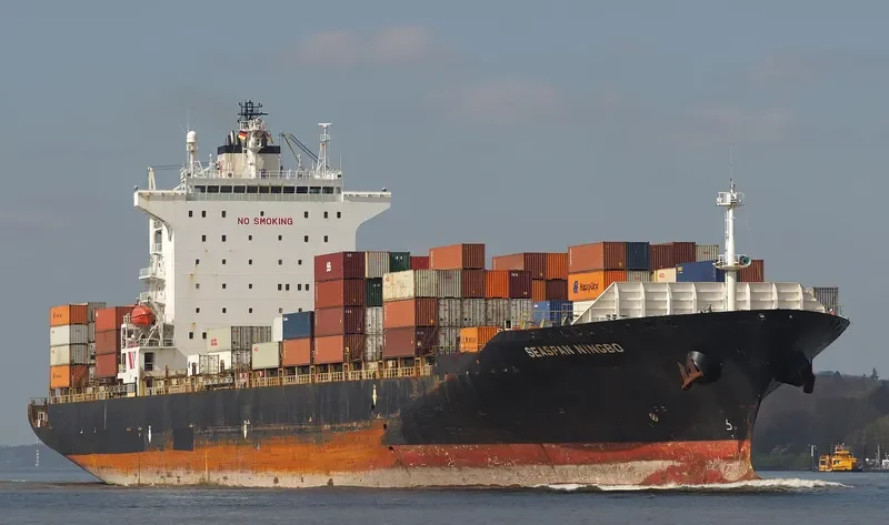 SEASPAN NINGBO Container Ship IMO 9227015 photo 7