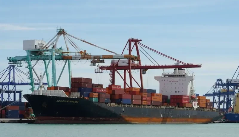 SEASPAN NINGBO Container Ship IMO 9227015 photo 10