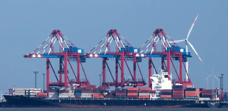 SEASPAN DALIAN Container Ship IMO 9227027 photo 7