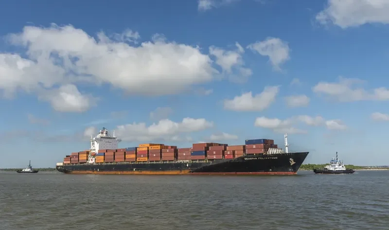 SEASPAN FELIXSTOWE Container Ship IMO 9227039 photo 7