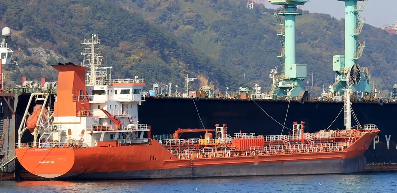 RM2 Tanker IMO 9227223 photo 9