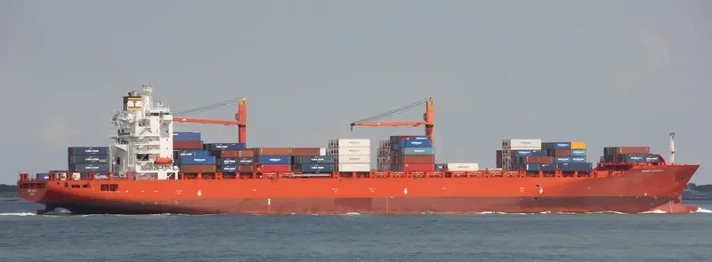 IRENES RESOLVE Container Ship IMO 9227273 photo 2