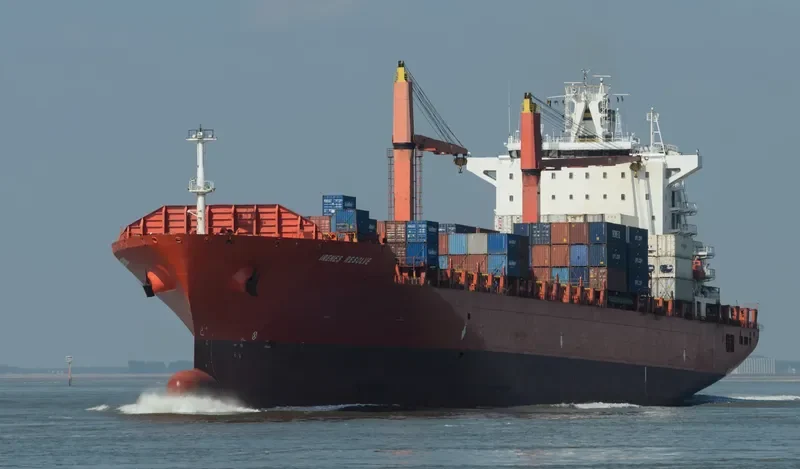 IRENES RESOLVE Container Ship IMO 9227273 photo 5
