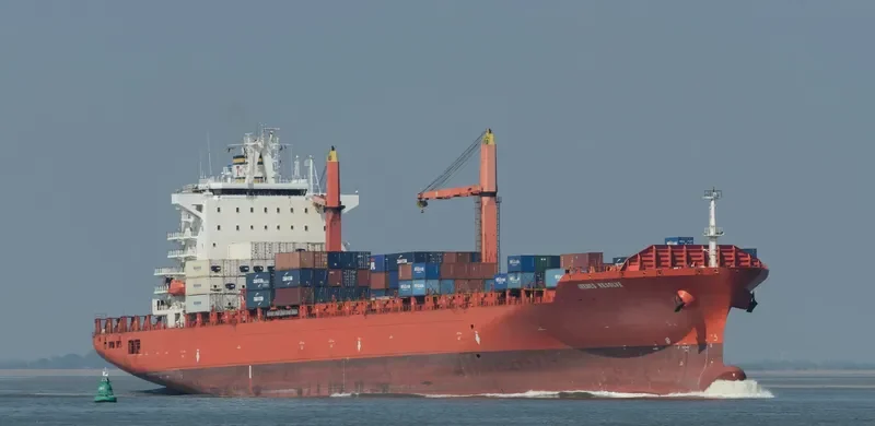IRENES RESOLVE Container Ship IMO 9227273 photo 6