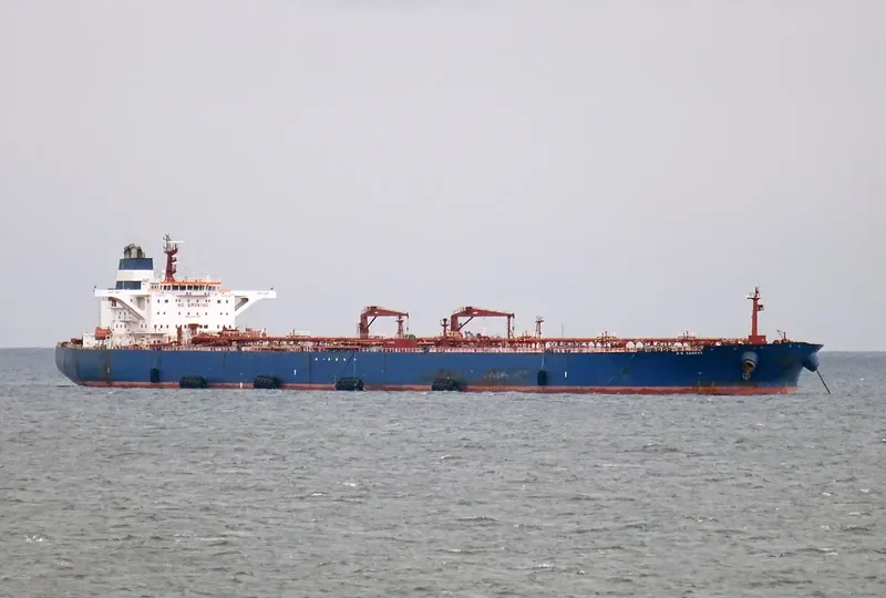 VLADIMIR VELIKIY Tanker IMO 9227455 photo 3