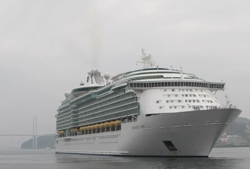 MARINER OF THE SEAS Passenger Ship IMO 9227510 photo 9