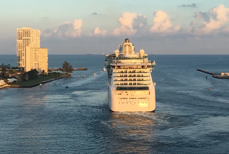 SERENADE OF THE SEAS Passenger Ship IMO 9228344