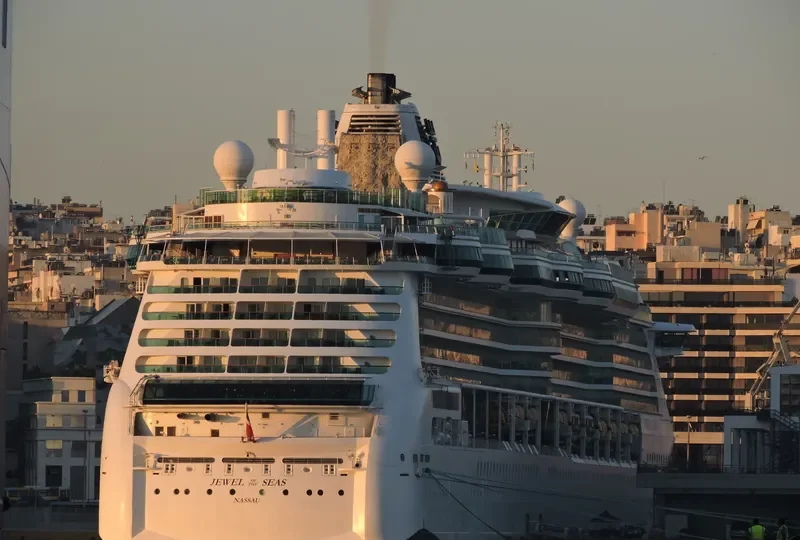JEWEL OF THE SEAS Passenger Ship IMO 9228356 photo 7
