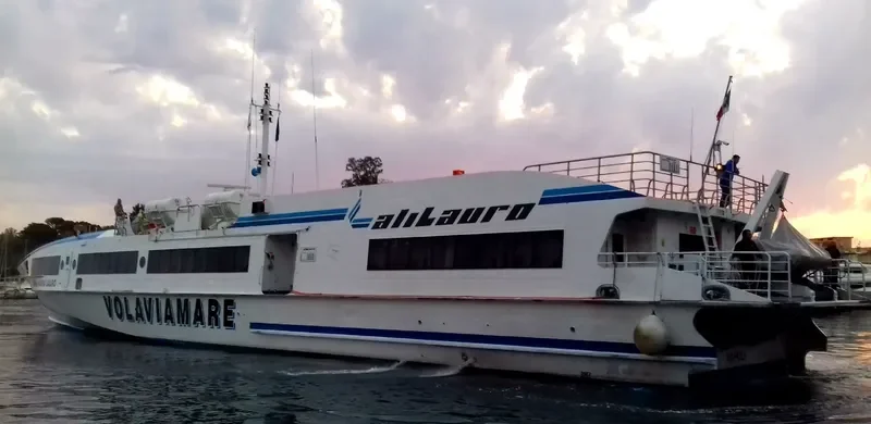 ANNA MARIA LAURO Passenger Ship IMO 9228409 photo 2