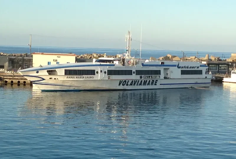 ANNA MARIA LAURO Passenger Ship IMO 9228409 photo 5