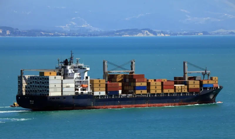 BELLA I Container Ship IMO 9228526 photo 4