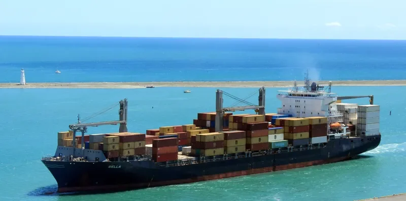 BELLA I Container Ship IMO 9228526 photo 8