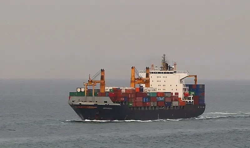 COMMODORE Container Ship IMO 9228552 photo 2