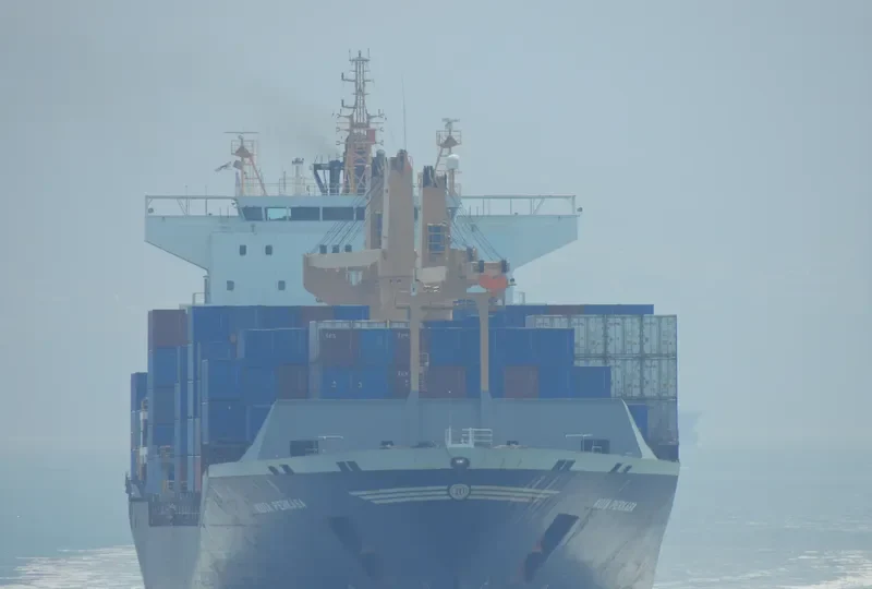 COMMODORE Container Ship IMO 9228552 photo 10