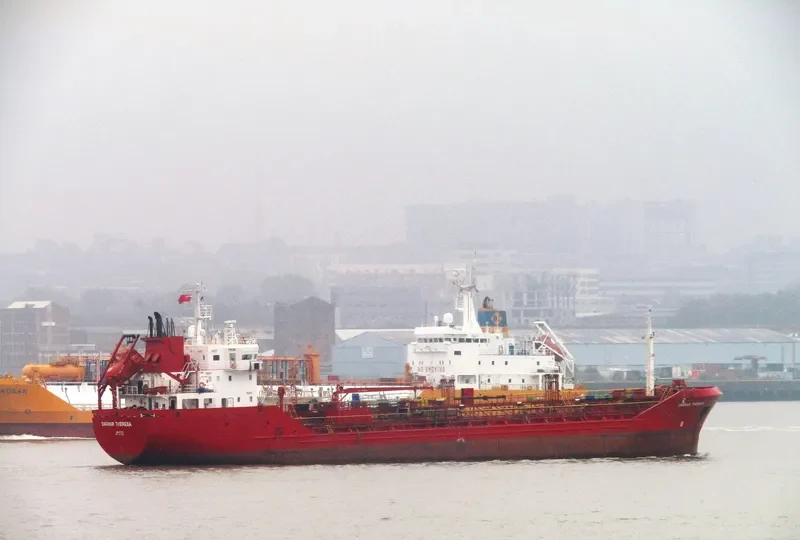 TOMRIS E Tanker IMO 9228588 photo 4