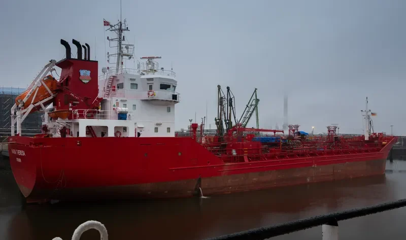 MARIA THERESA Tanker IMO 9228590 photo 4