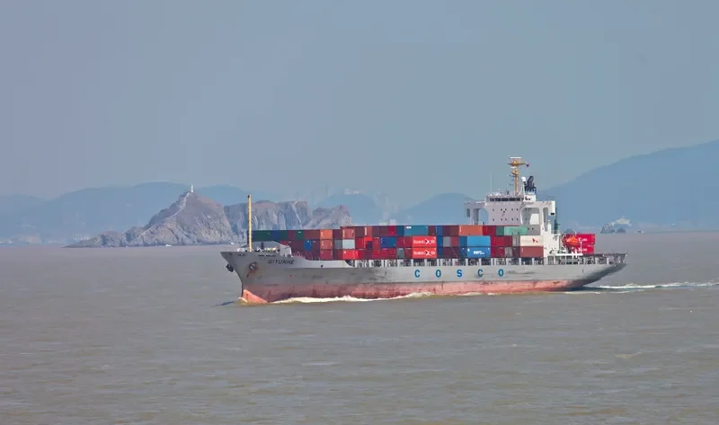 QIYUNHE Container Ship IMO 9228760 photo 10