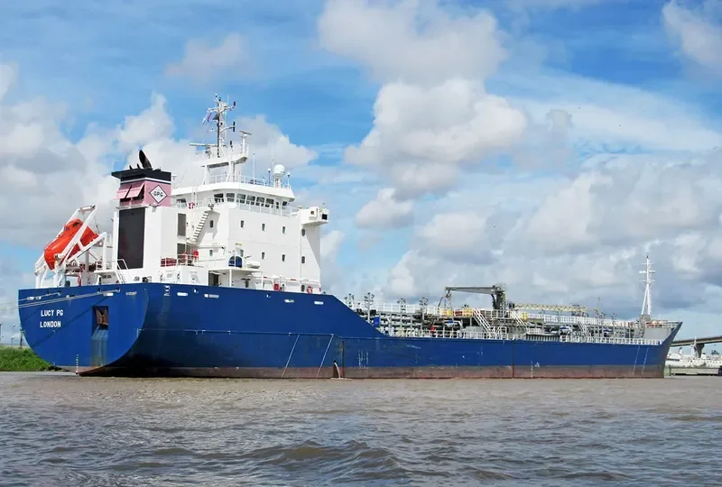 LUCY PG Tanker IMO 9229013 photo 9