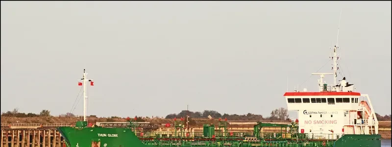 SATYA Tanker IMO 9229051 photo 2