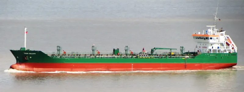 THUN GALAXY Tanker IMO 9229063 photo 2