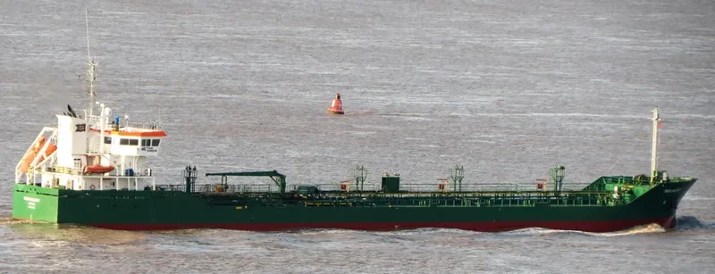 THUN GALAXY Tanker IMO 9229063 photo 4