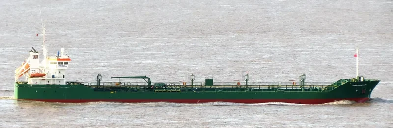THUN GALAXY Tanker IMO 9229063 photo 5