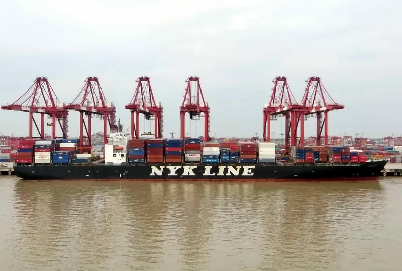 LEO C Container Ship IMO 9229312 photo 5