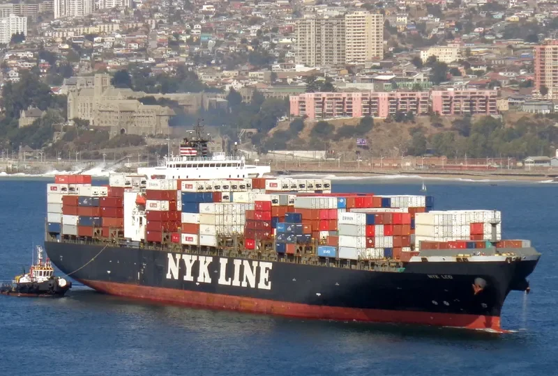 LEO C Container Ship IMO 9229312 photo 9