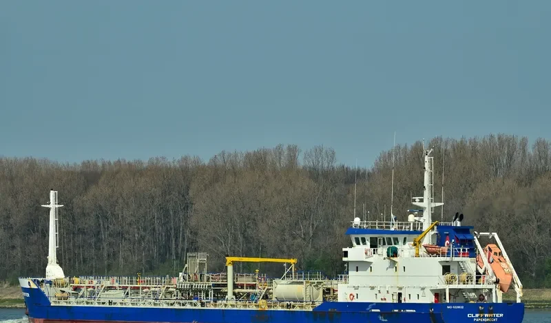 ORACLIFF Tanker IMO 9229532 photo 4