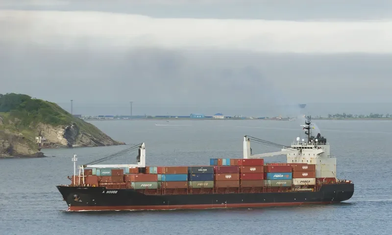 A HOUOU Container Ship IMO 9229609 photo 4