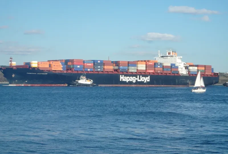 YANTIAN EXPRESS Container Ship IMO 9229831 photo 5