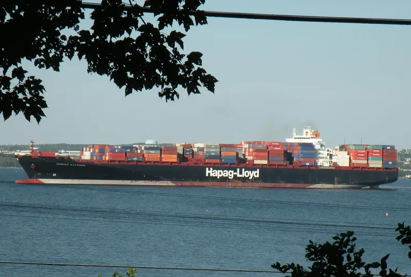 NINGBO EXPRESS Container Ship IMO 9229843 photo 7