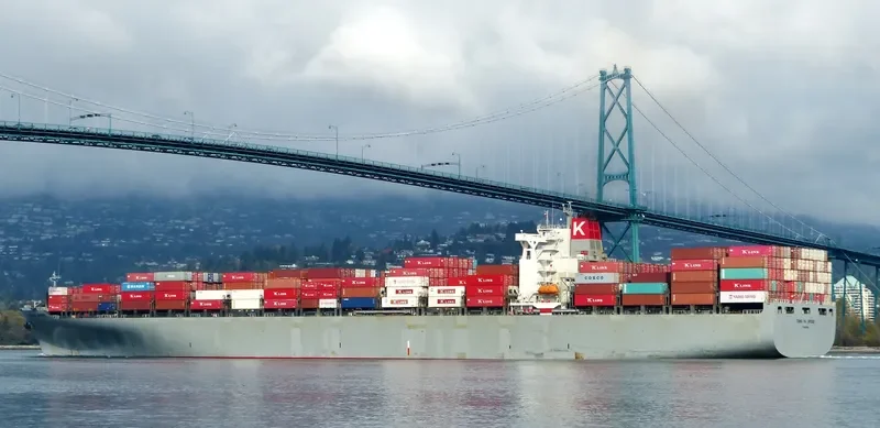BRIDGE Container Ship IMO 9230309 photo 5