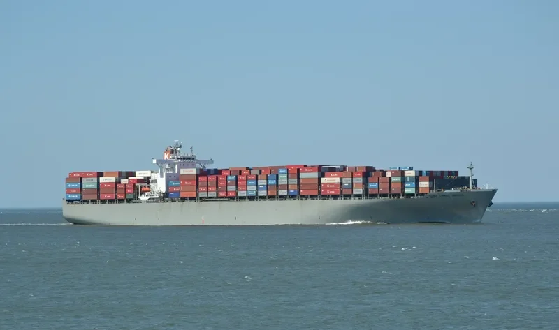 SUEZ CANAL Container Ship IMO 9230311 photo 10