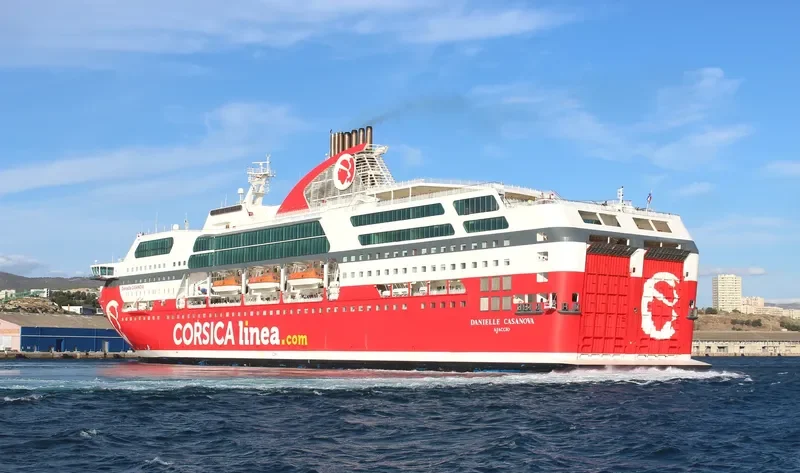 DANIELLE CASANOVA Passenger Ship IMO 9230476 photo 6