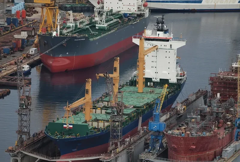 CAPITAINE DAMPIER Container Ship IMO 9230787 photo 2