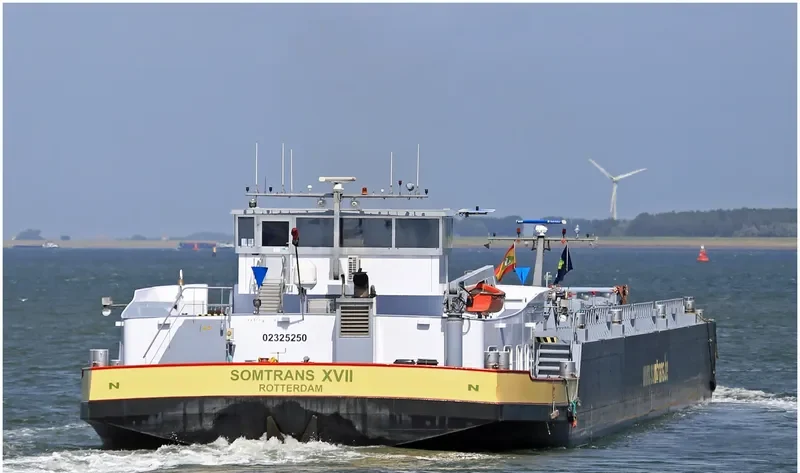 SOMTRANS XVII Tanker IMO 9230799 photo 8